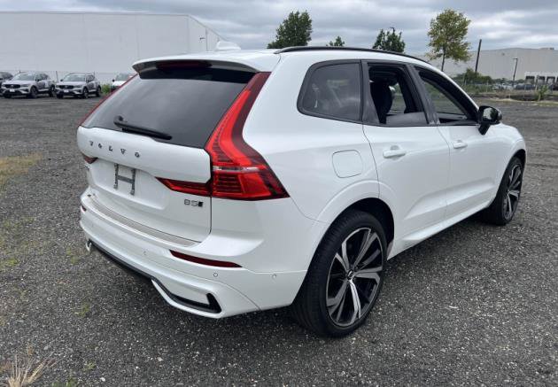 Used 2024 Volvo XC60 B5 Ultimate w/ Protection Package Premier AWD/4WD image 5