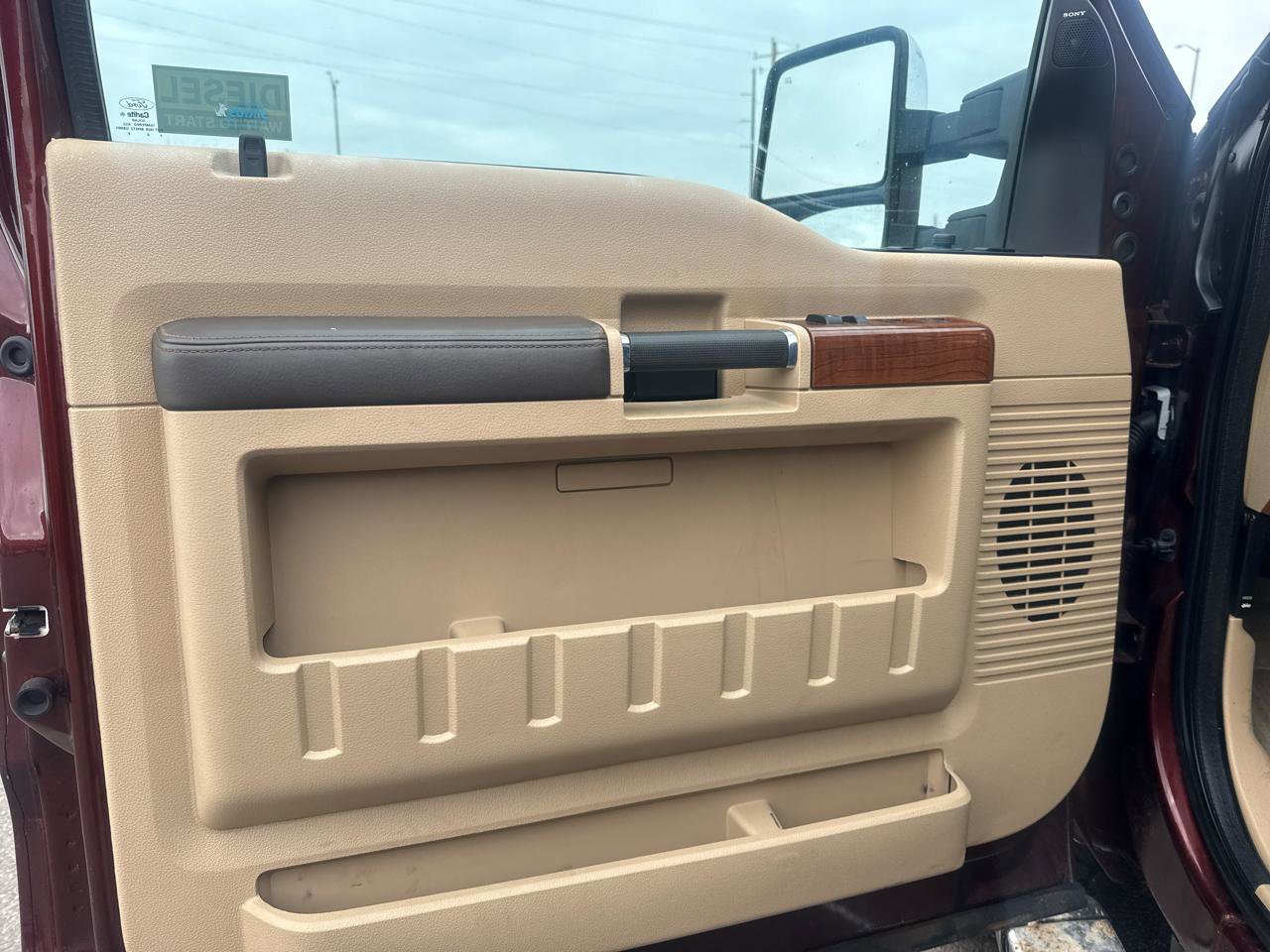 Used 2015 Ford F250 King Ranch w/ King Ranch w/Chrome Package image 15