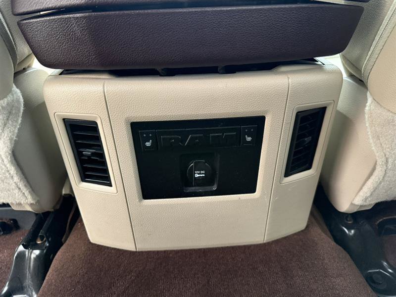 Used 2016 RAM 1500 Laramie w/ Convenience Group AWD/4WD image 23