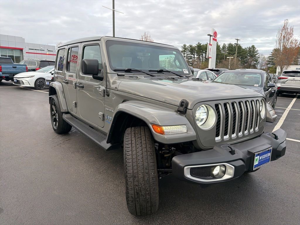 Used 2021 Jeep Wrangler Unlimited Sahara w/ Cold Weather Group AWD/4WD image 3