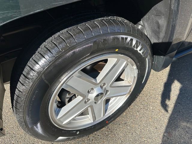 Used 2010 Jeep Patriot Limited AWD/4WD image 17