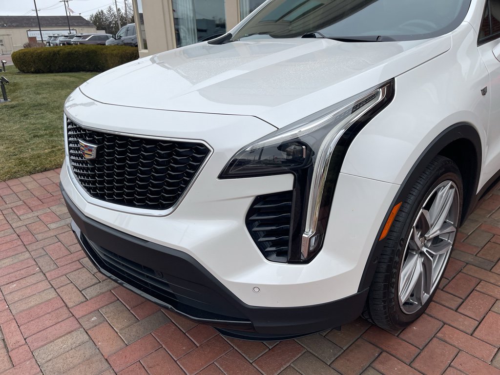 Used 2020 Cadillac XT4 Sport image 2