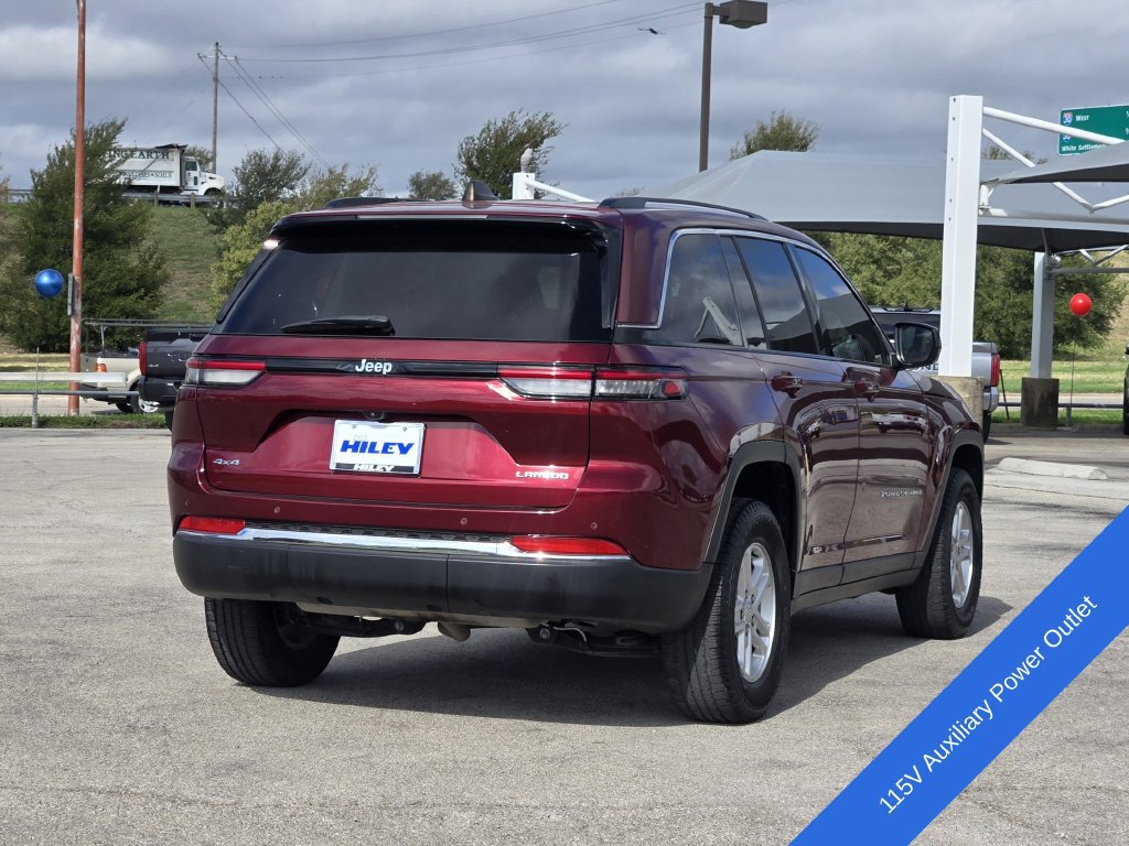 Used 2023 Jeep Grand Cherokee Laredo w/ Luxury Tech Group I AWD/4WD image 8