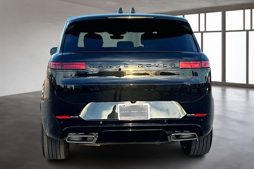 New 2026 Land Rover Range Rover Sport Dynamic SE image 4