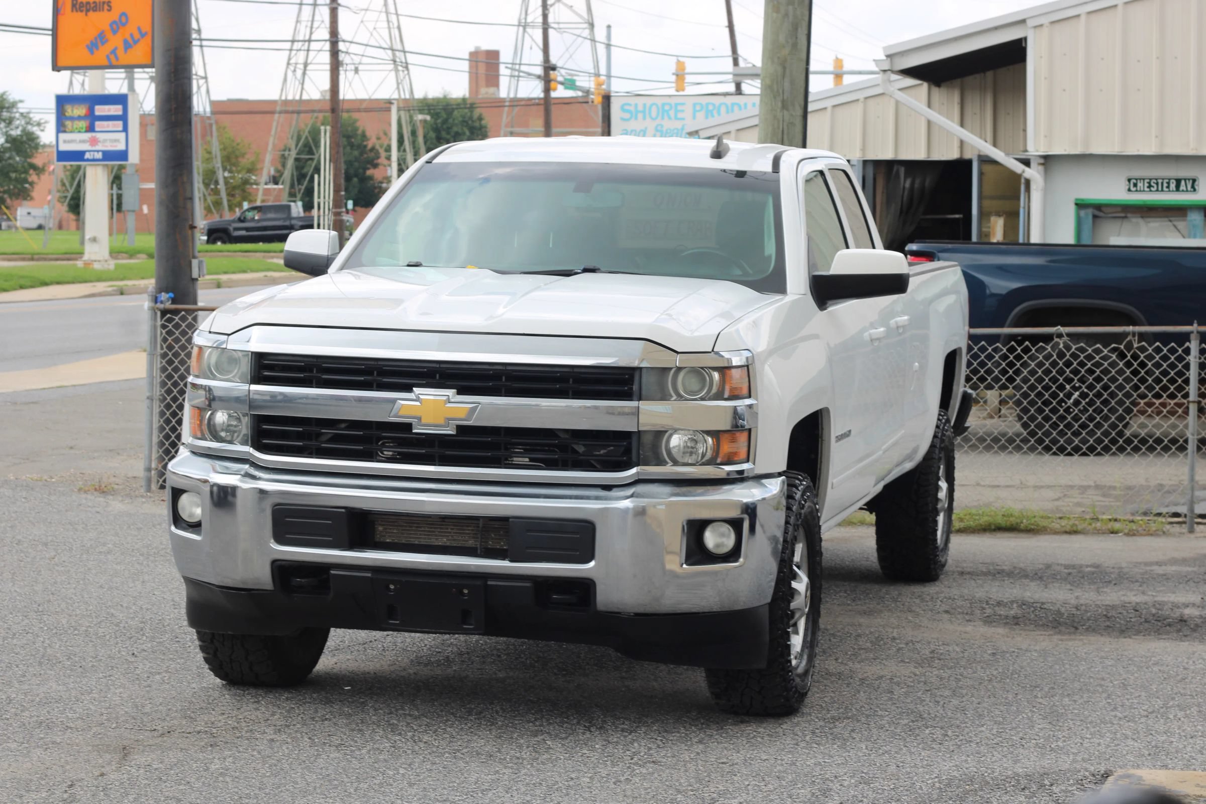 Used 2017 Chevrolet Silverado 2500 LT w/ All Star Edition AWD/4WD image 3