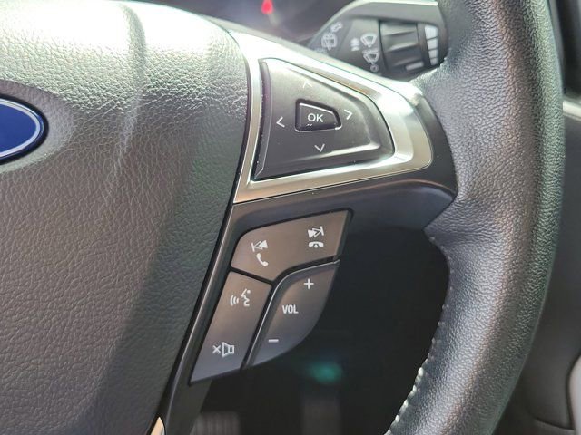 Used 2024 Ford Edge SEL image 25