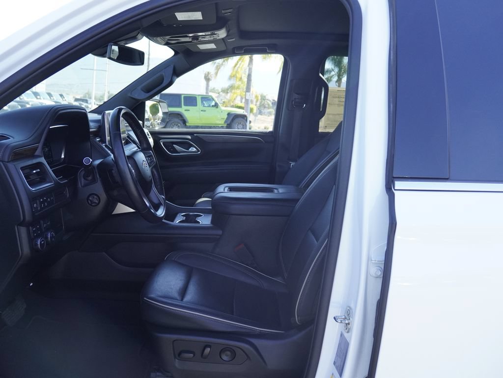 Used 2022 Chevrolet Tahoe Premier AWD/4WD image 24