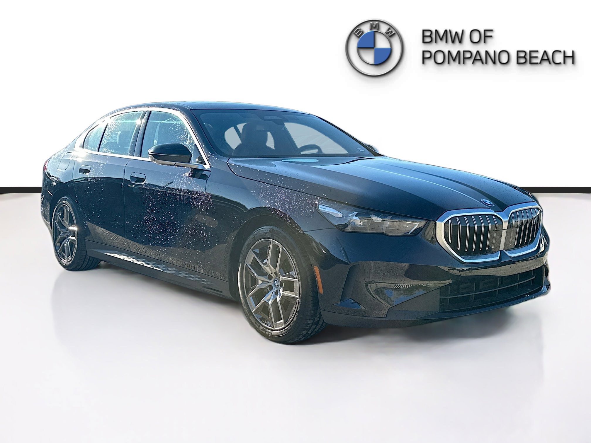 Used 2024 BMW i5 eDrive40i w/ Premium Package image 1
