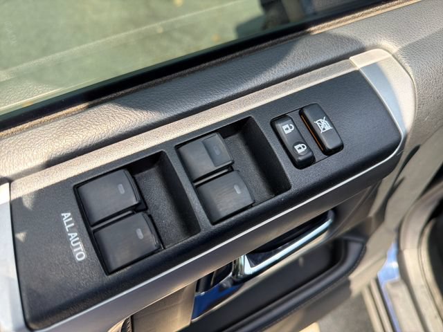 Used 2021 Toyota 4Runner SR5 AWD/4WD image 17