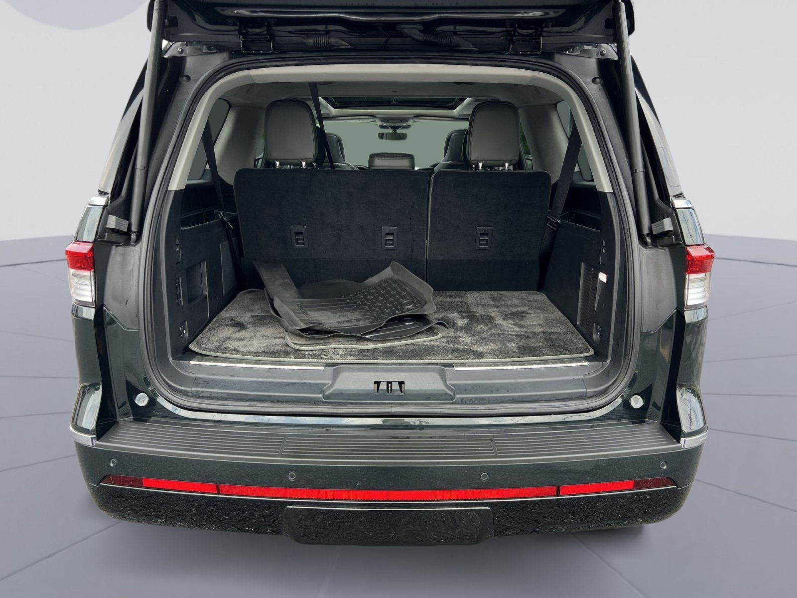 Used 2024 Lincoln Navigator L Black Label AWD/4WD image 26