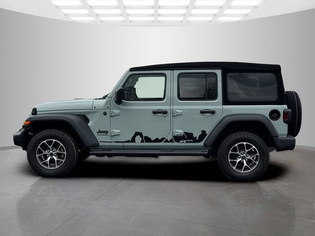 Used 2024 Jeep Wrangler Unlimited Sport AWD/4WD image 4