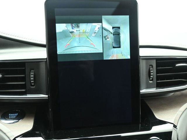 Certified 2023 Ford Explorer Platinum w/ Technology Package image 17