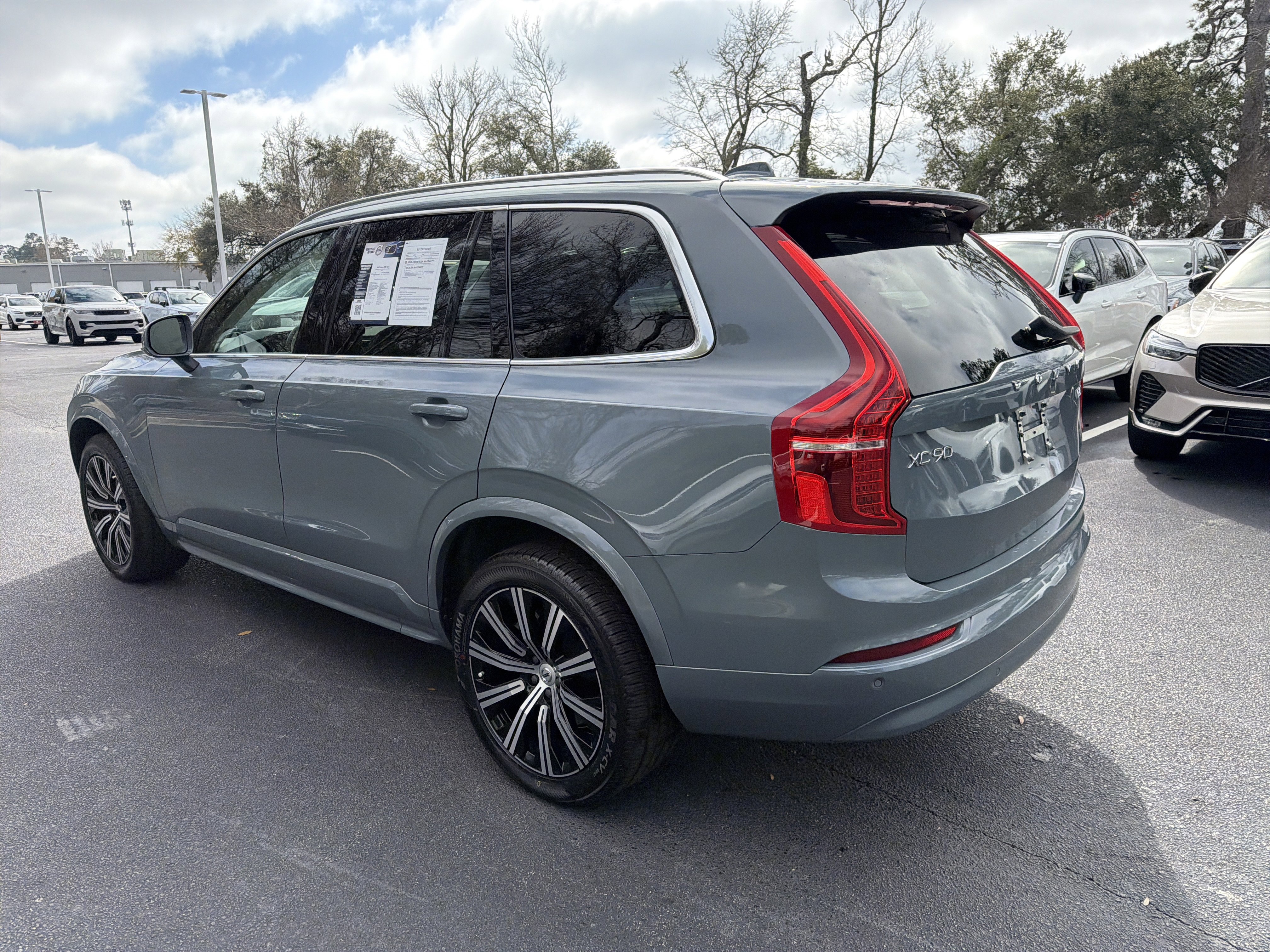 Certified 2023 Volvo XC90 B6 Core image 43