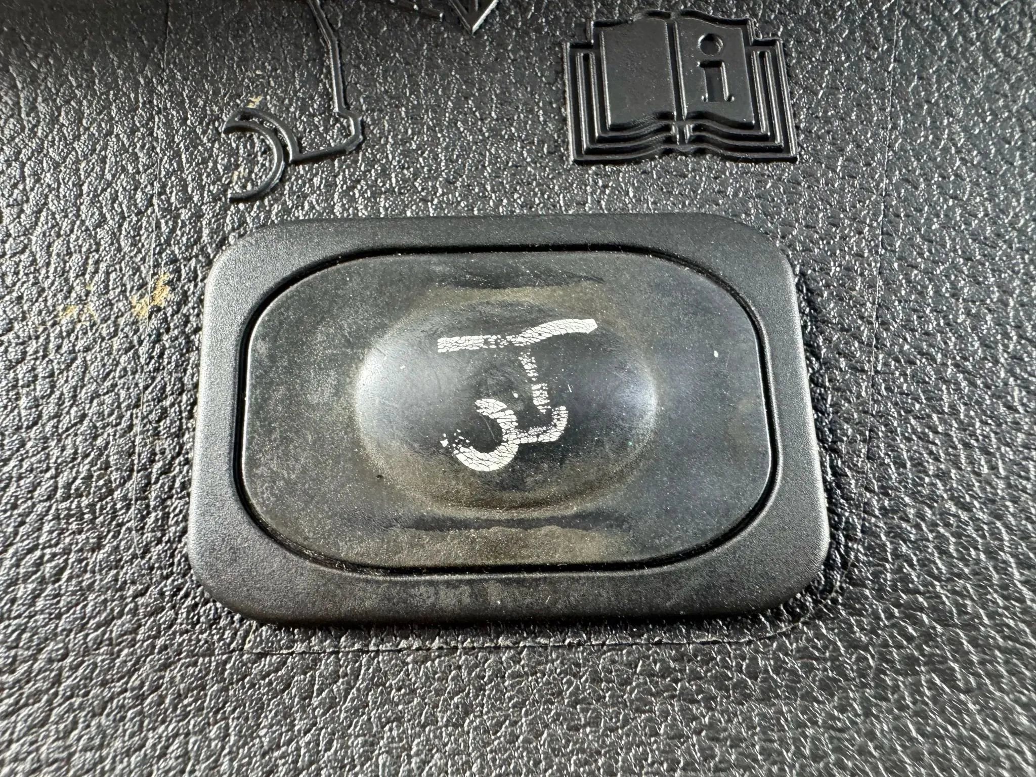 Used 2014 Ford Escape Titanium w/ Equipment Group 401A image 31