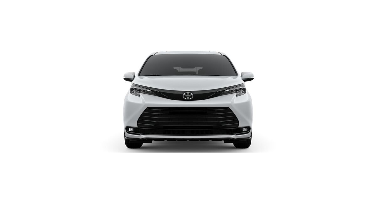 New 2026 Toyota Sienna XLE Woodland Edition AWD/4WD image 17