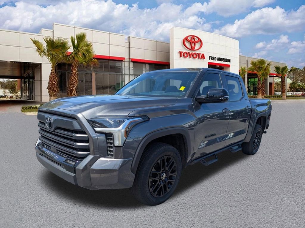 Used 2025 Toyota Tundra Limited w/ Nightshade Package image 9