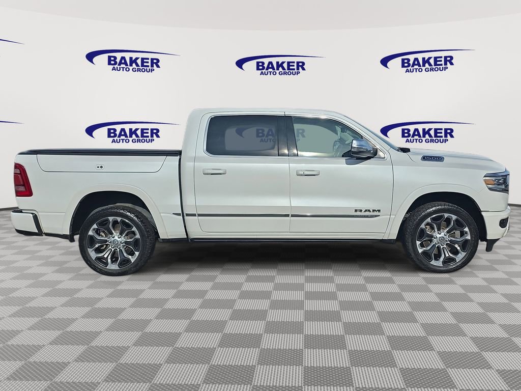Used 2024 RAM 1500 Limited AWD/4WD image 2