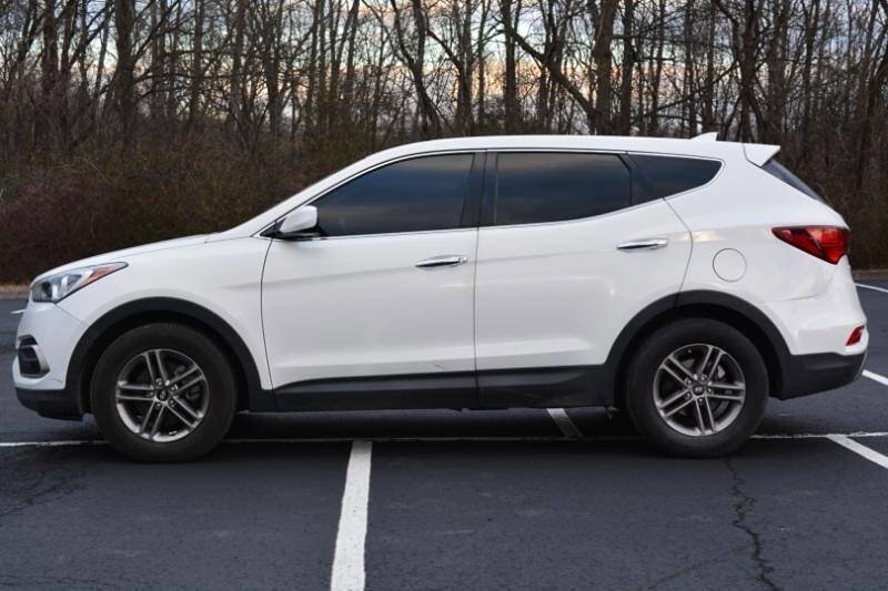 Used 2017 Hyundai Santa Fe Sport image 8