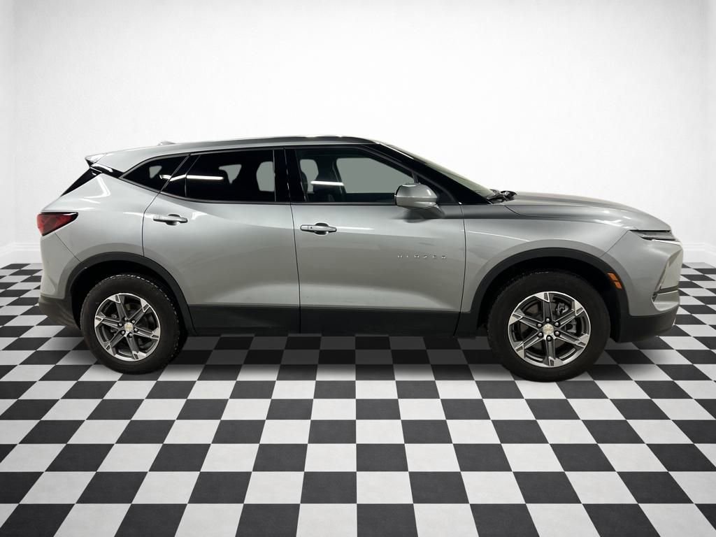 Certified 2023 Chevrolet Blazer LT image 2