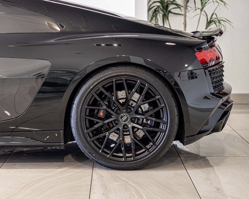 Used 2020 Audi R8 V10 AWD/4WD image 8
