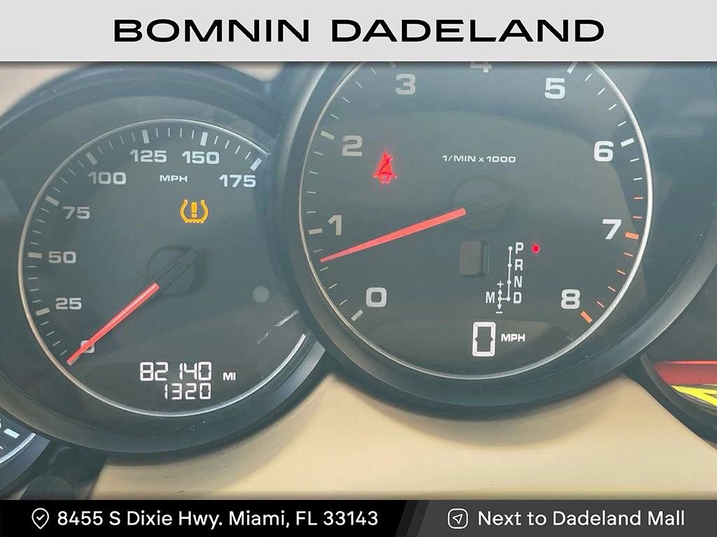 Used 2014 Porsche Cayenne Platinum Edition image 21