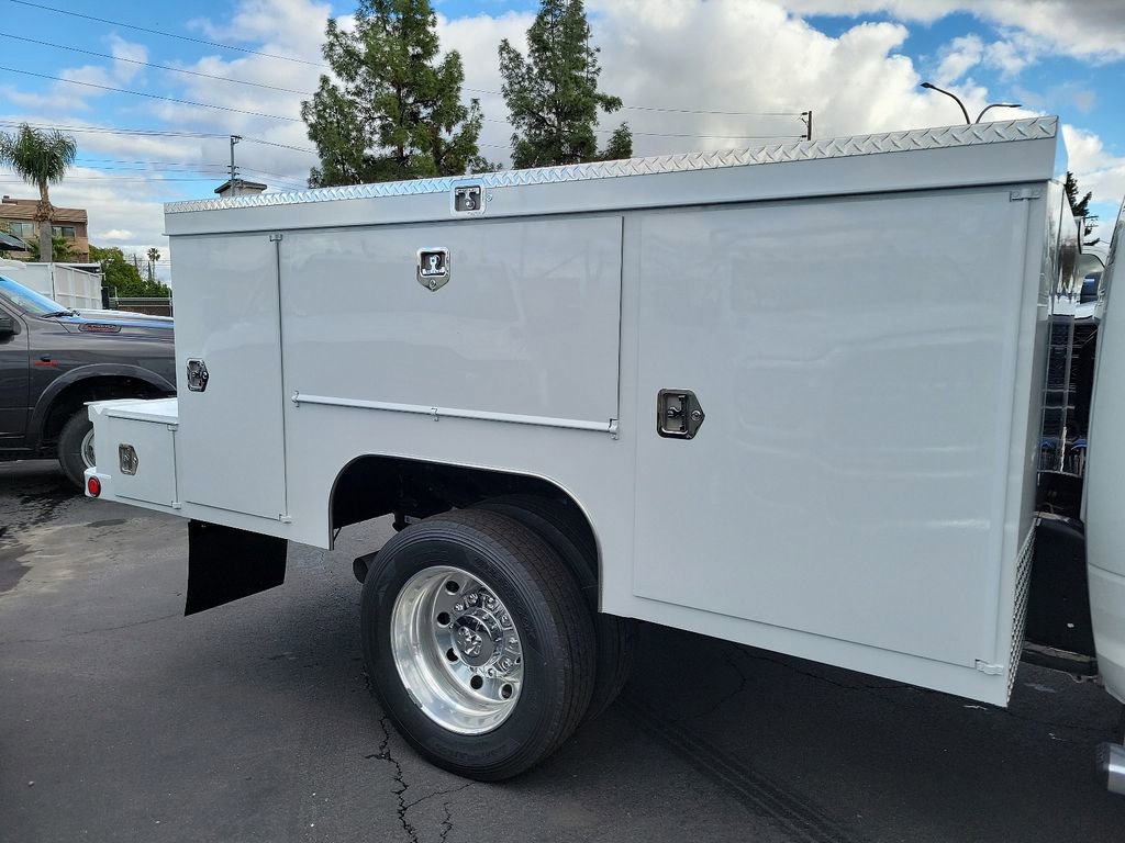 New 2024 RAM 4500 Tradesman w/ Chrome Appearance Group image 12