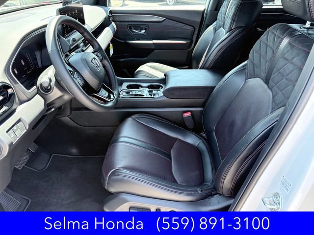 New 2026 Honda Pilot Black Edition image 8