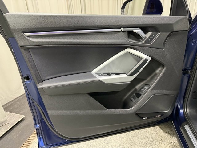 Used 2022 Audi Q3 2.0T Premium Plus w/ Premium Plus Package image 19