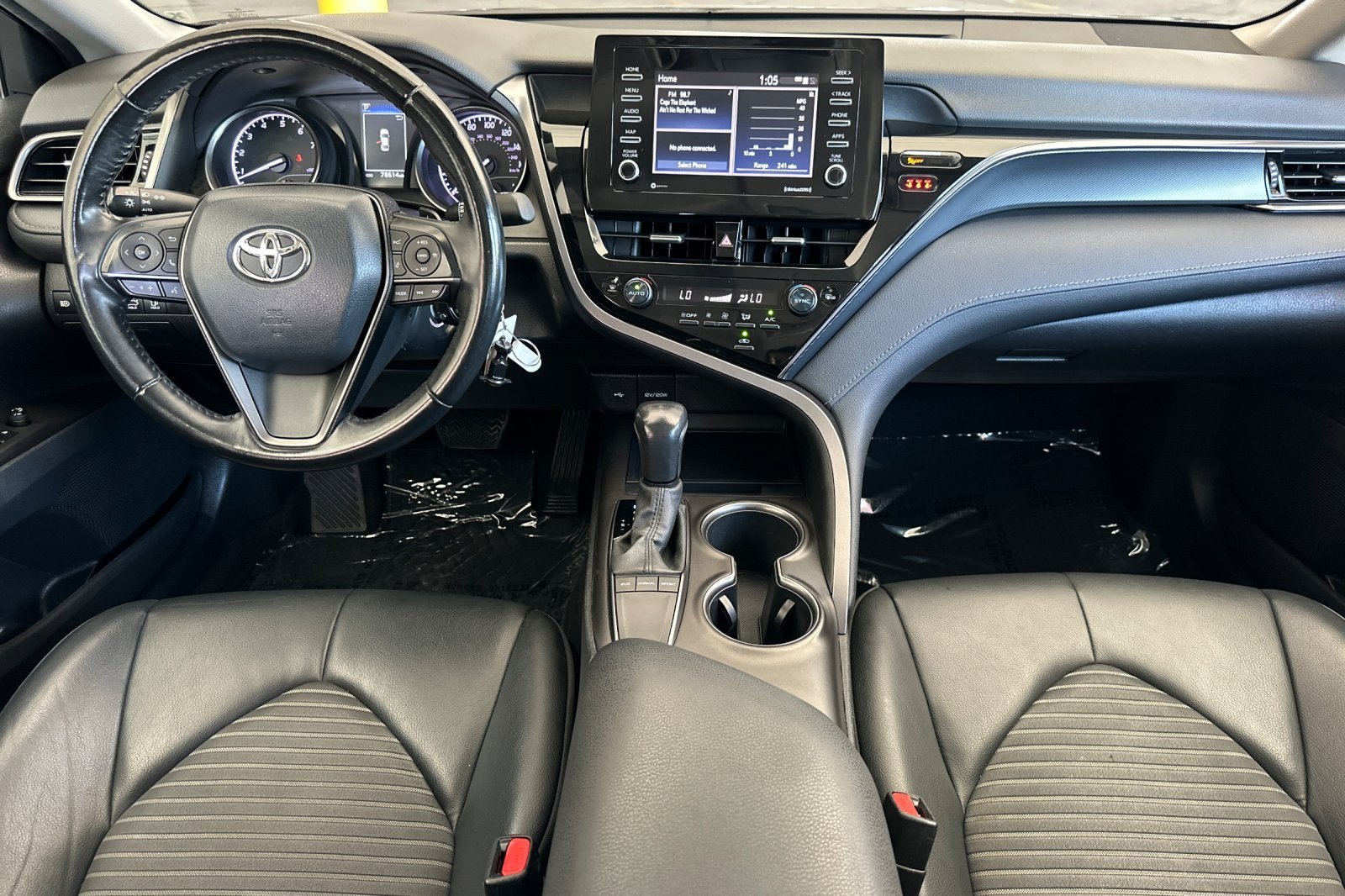 Certified 2022 Toyota Camry SE FWD image 12