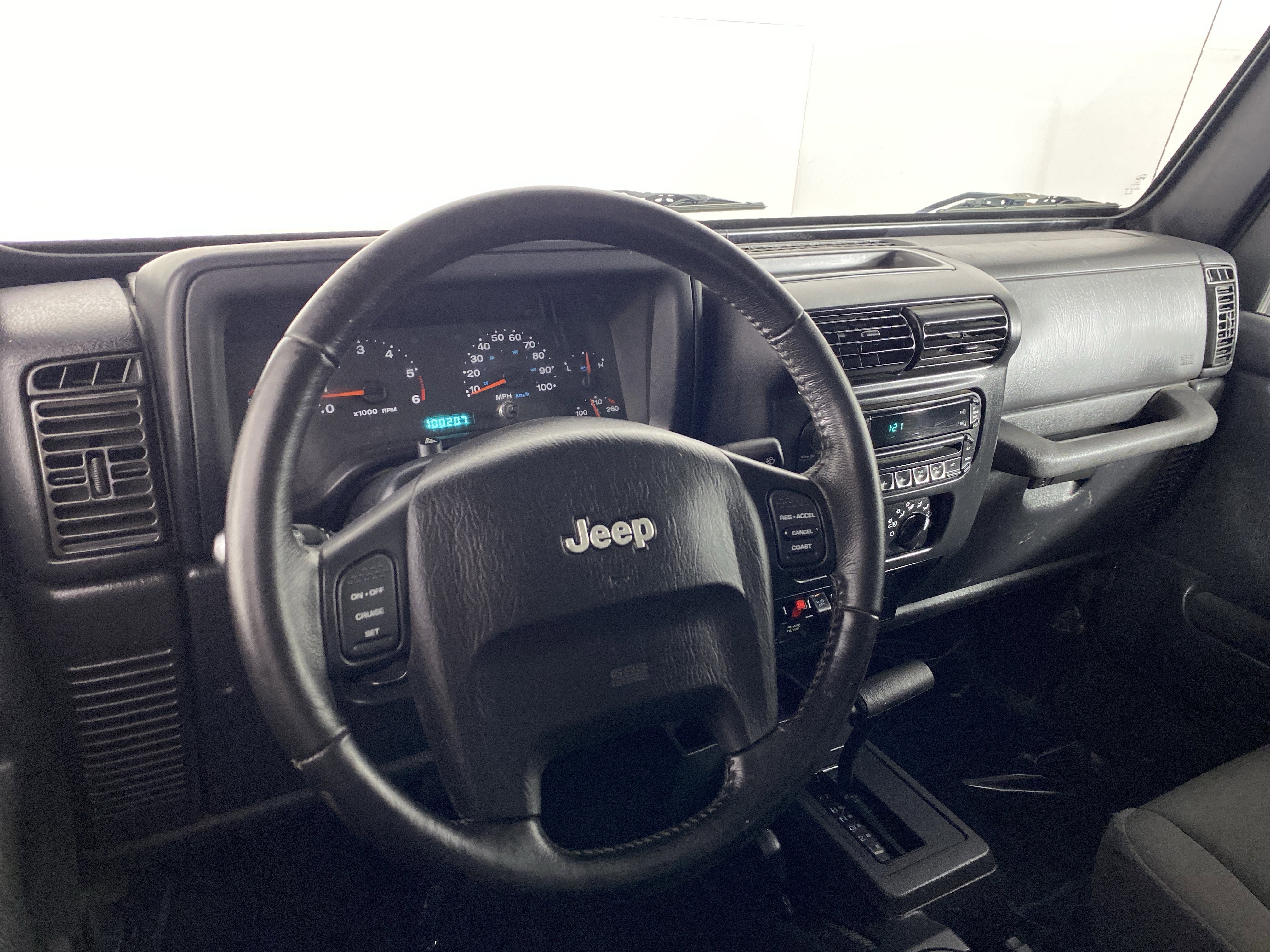 Used 2006 Jeep Wrangler X w/ Tire & Wheel Group (Ecco) AWD/4WD image 14