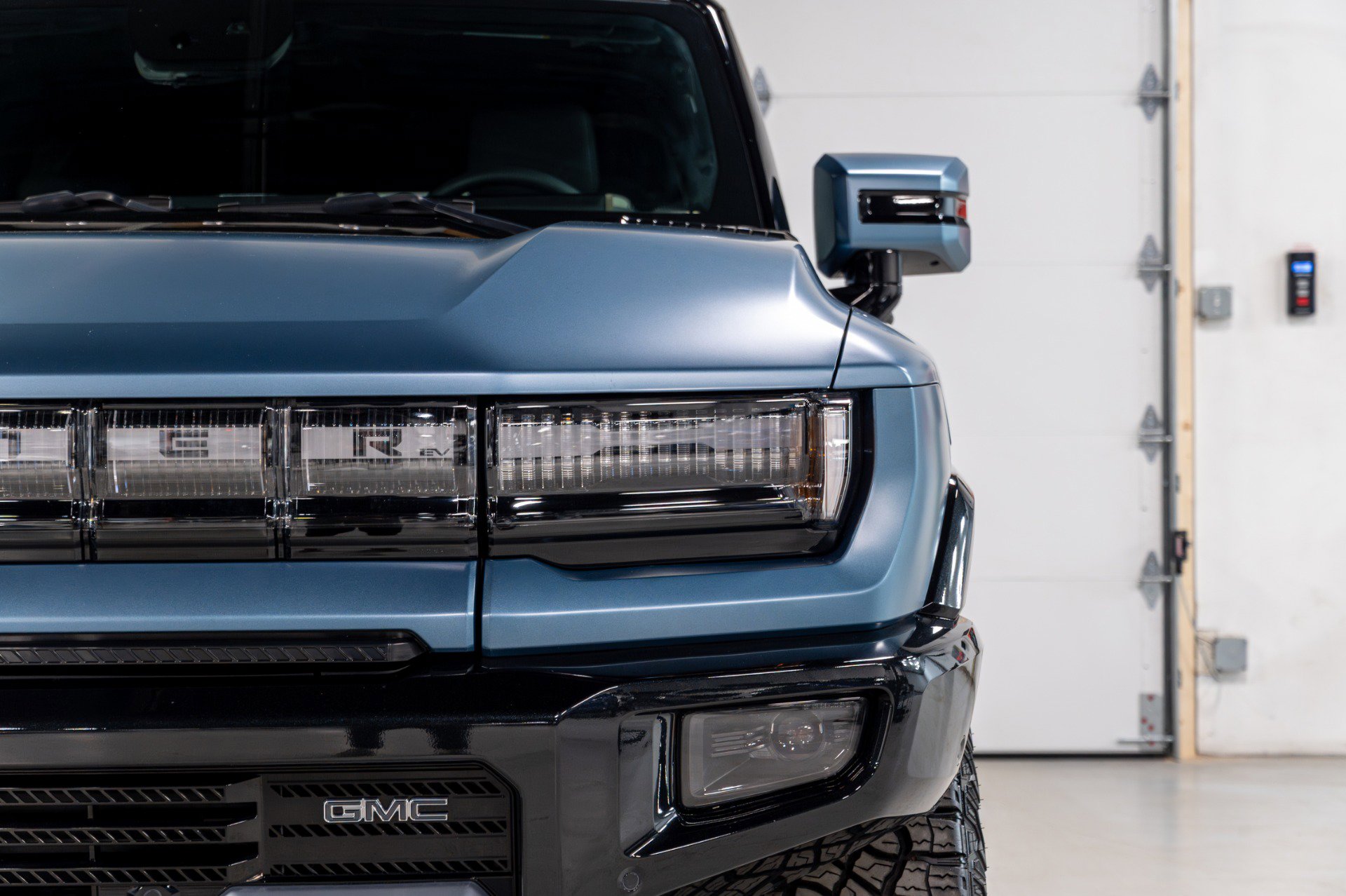 Used 2024 GMC Hummer EV 3X w/ Omega Edition image 53