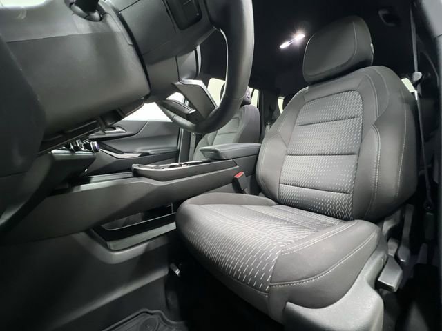 Used 2026 Chevrolet Equinox LT image 19