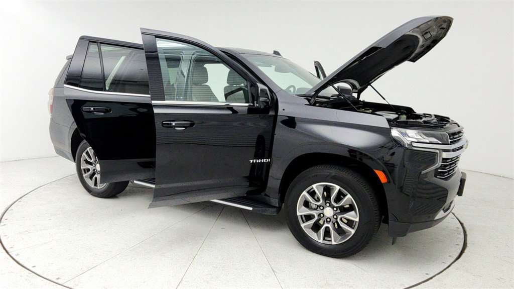 Used 2022 Chevrolet Tahoe LT w/ LT Signature Plus Package image 13