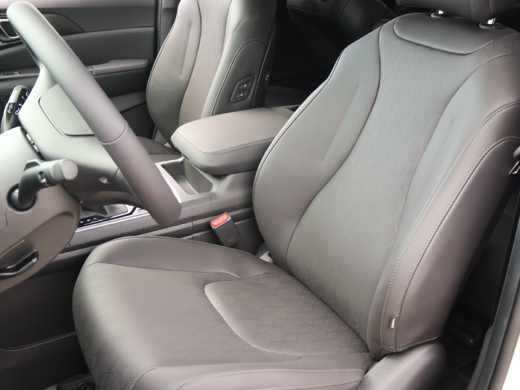 New 2027 Kia Carnival SX w/ Dark Edition Package FWD image 26