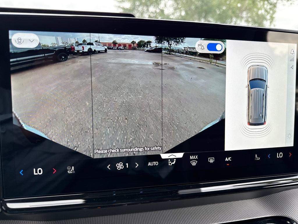 New 2026 Ford Expedition Active RWD image 24