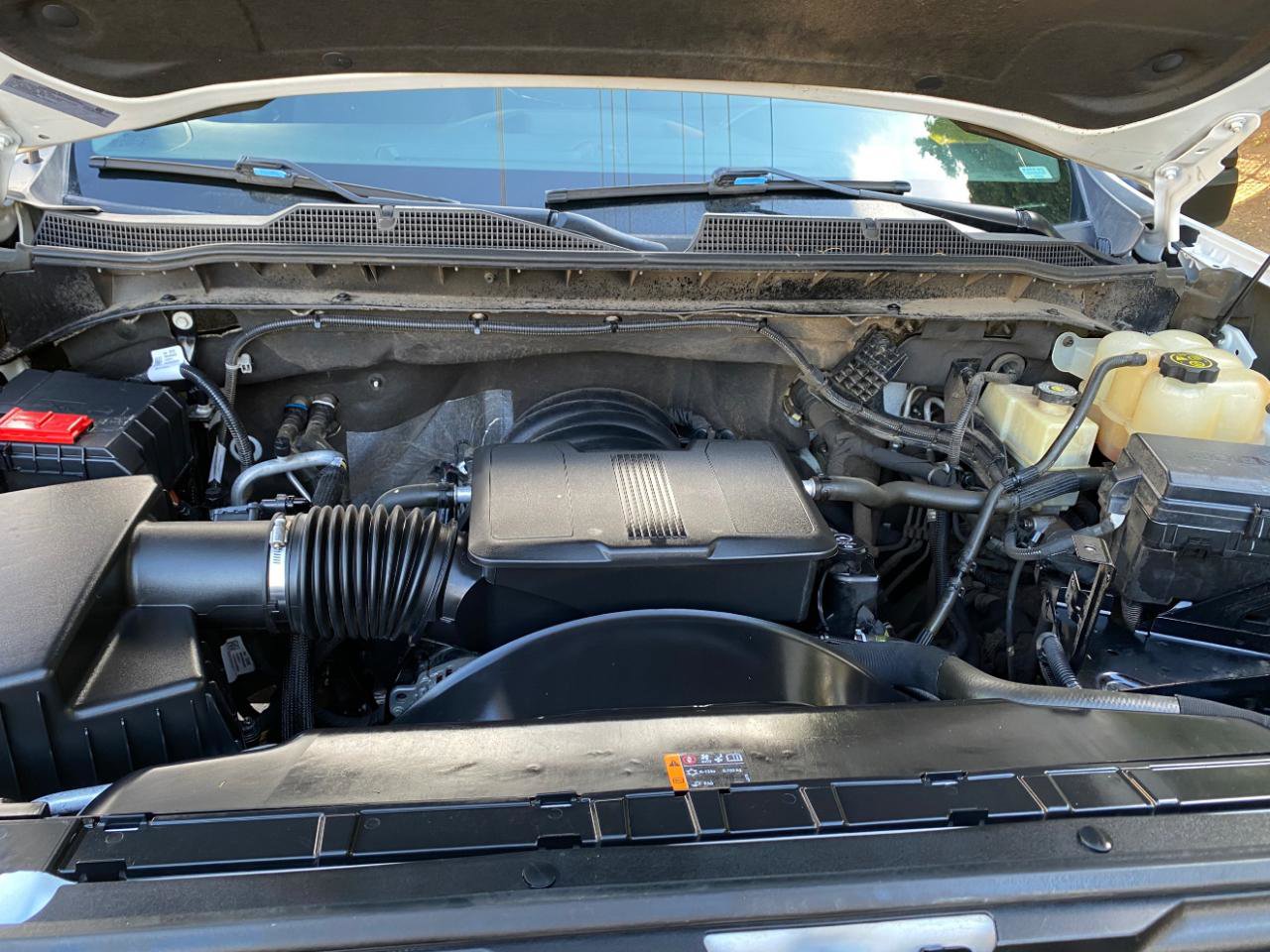 Used 2024 Chevrolet Silverado 2500 Custom w/ Custom Convenience Package image 8