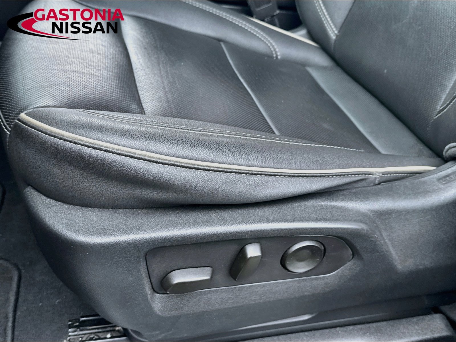 Used 2023 Chevrolet Tahoe Premier RWD image 26