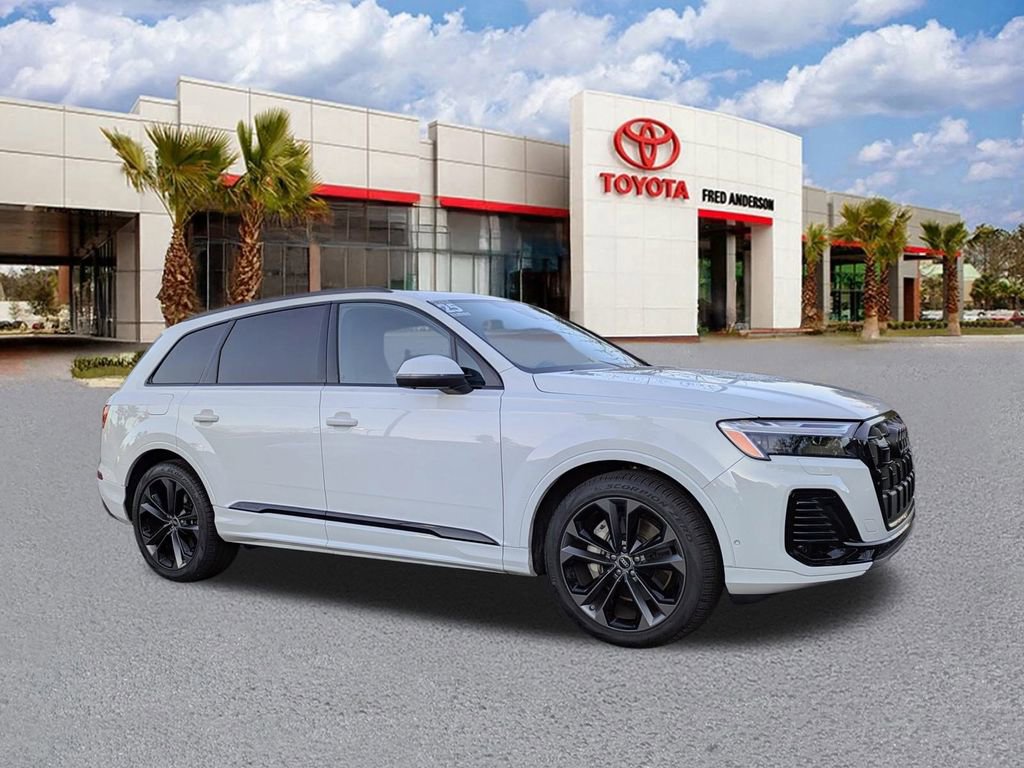 Used 2025 Audi Q7 3.0T Premium Plus image 2