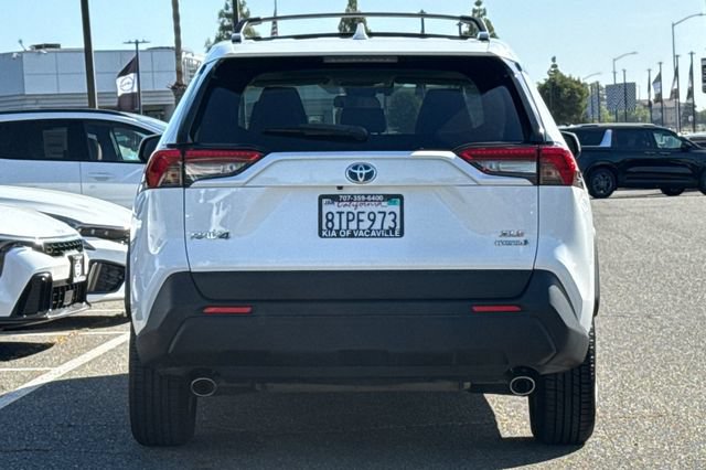 Used 2021 Toyota RAV4 XLE w/ Convenience Package AWD/4WD image 7