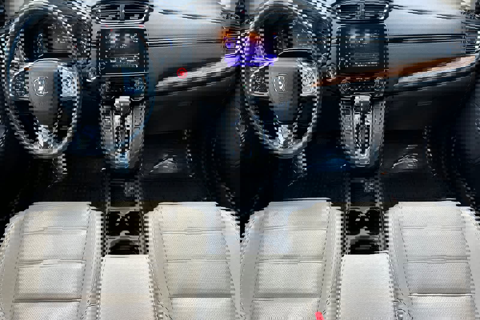 Used 2019 Honda CR-V Touring image 3