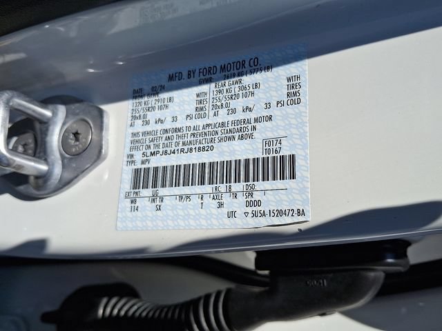 Used 2024 Lincoln Nautilus Premier w/ Jet Appearance Package AWD/4WD image 27