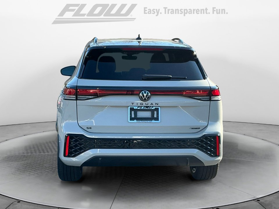 New 2026 Volkswagen Tiguan SE R-Line AWD/4WD image 6