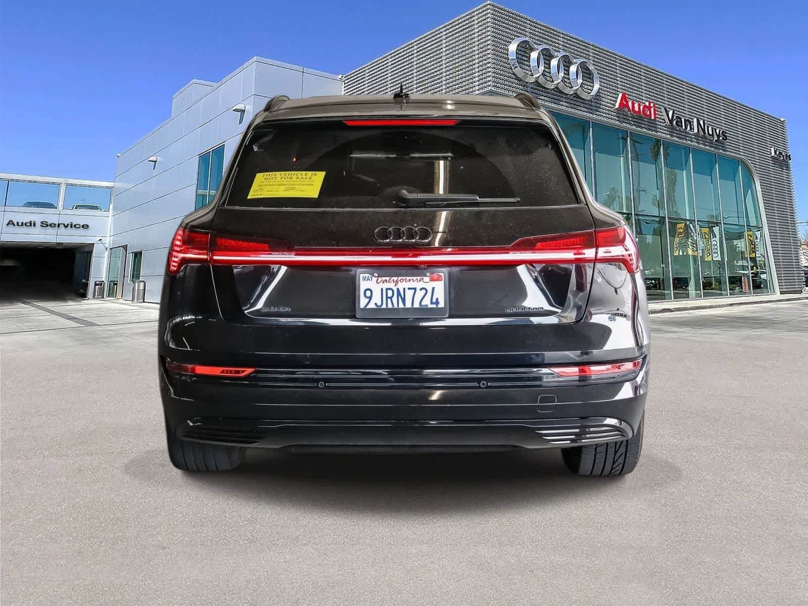 Used 2023 Audi e-tron Premium w/ Convenience Plus Package AWD/4WD image 3