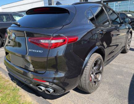 Used 2022 Alfa Romeo Stelvio Quadrifoglio w/ Active Assist Plus Package AWD/4WD image 2
