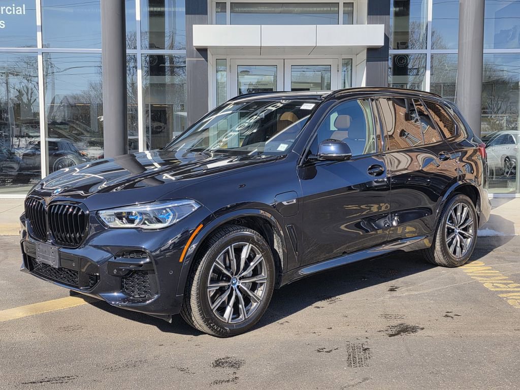 Used 2023 BMW X5 xDrive45e w/ Executive Package image 5