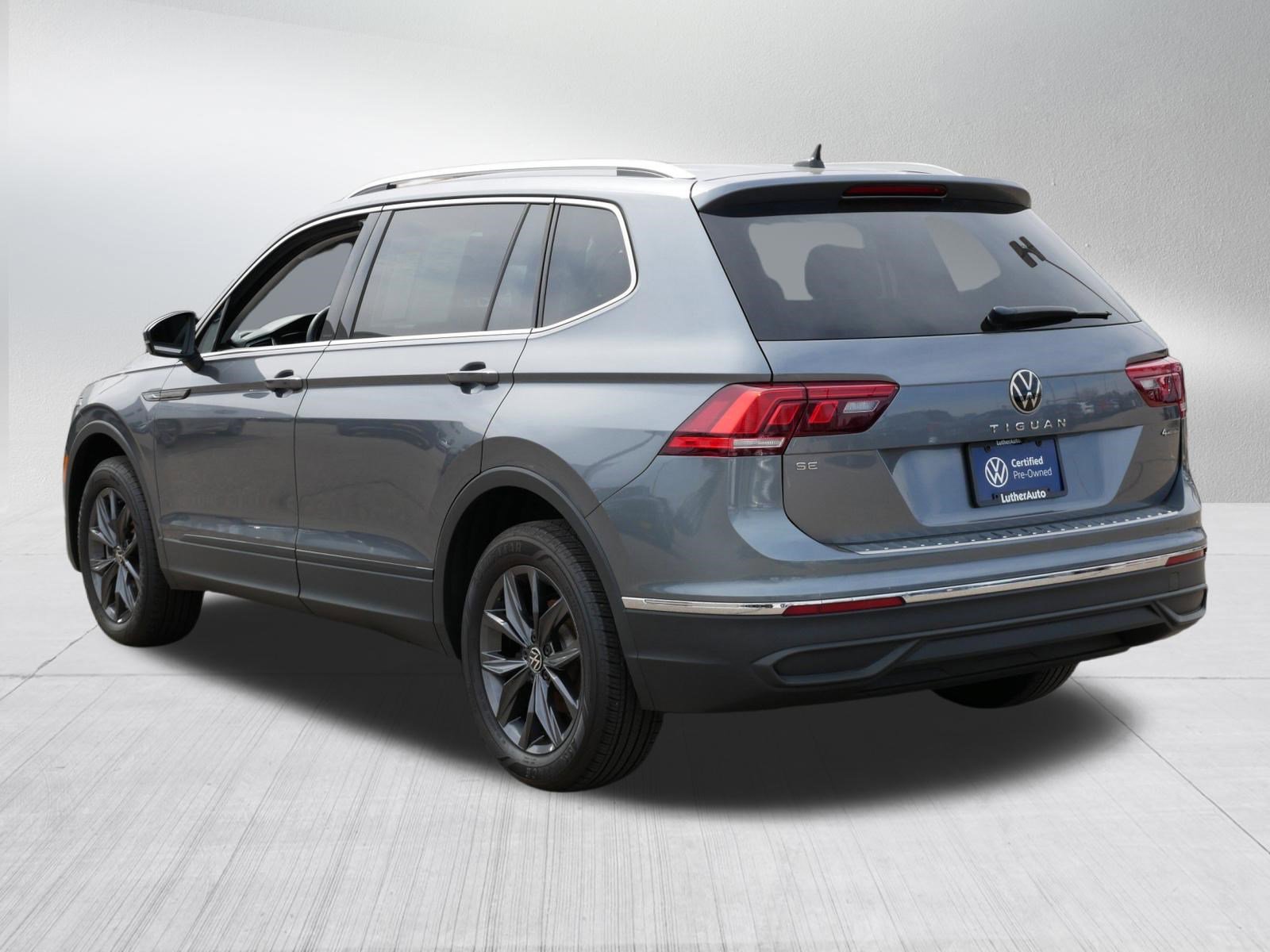 Certified 2023 Volkswagen Tiguan SE image 5