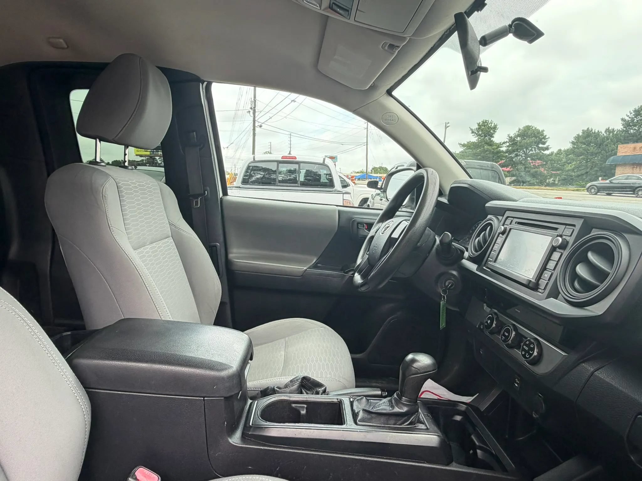 Used 2016 Toyota Tacoma SR RWD image 20
