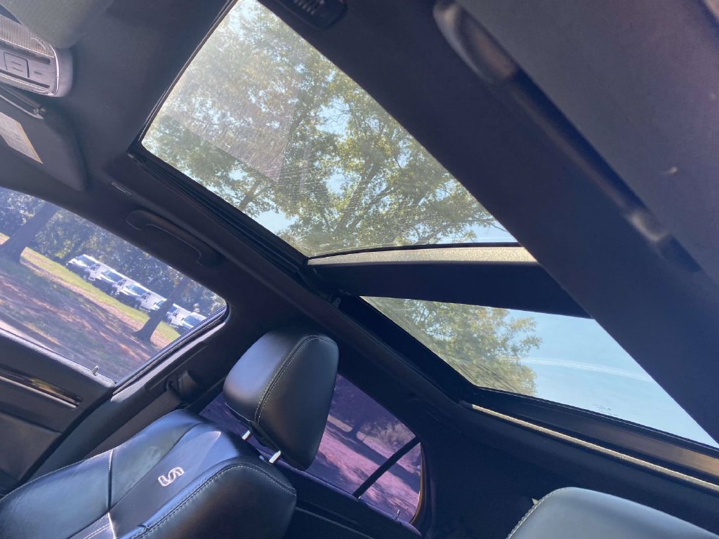 Certified 2023 Chrysler 300 S RWD image 23