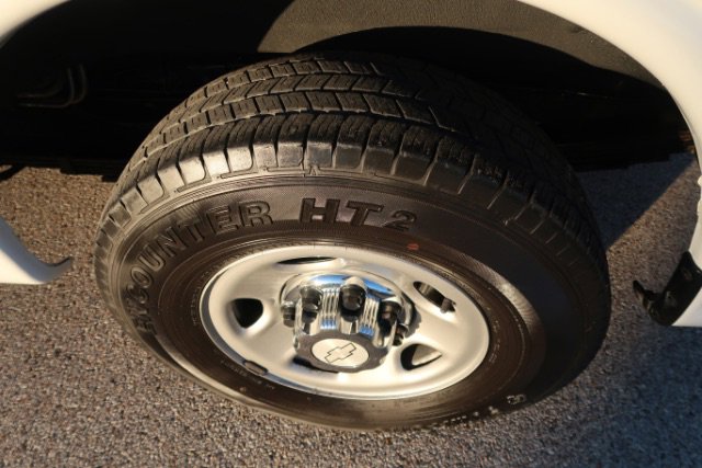 Used 2018 Chevrolet Express 3500 LT w/ LT Preferred Equipment Group RWD image 17