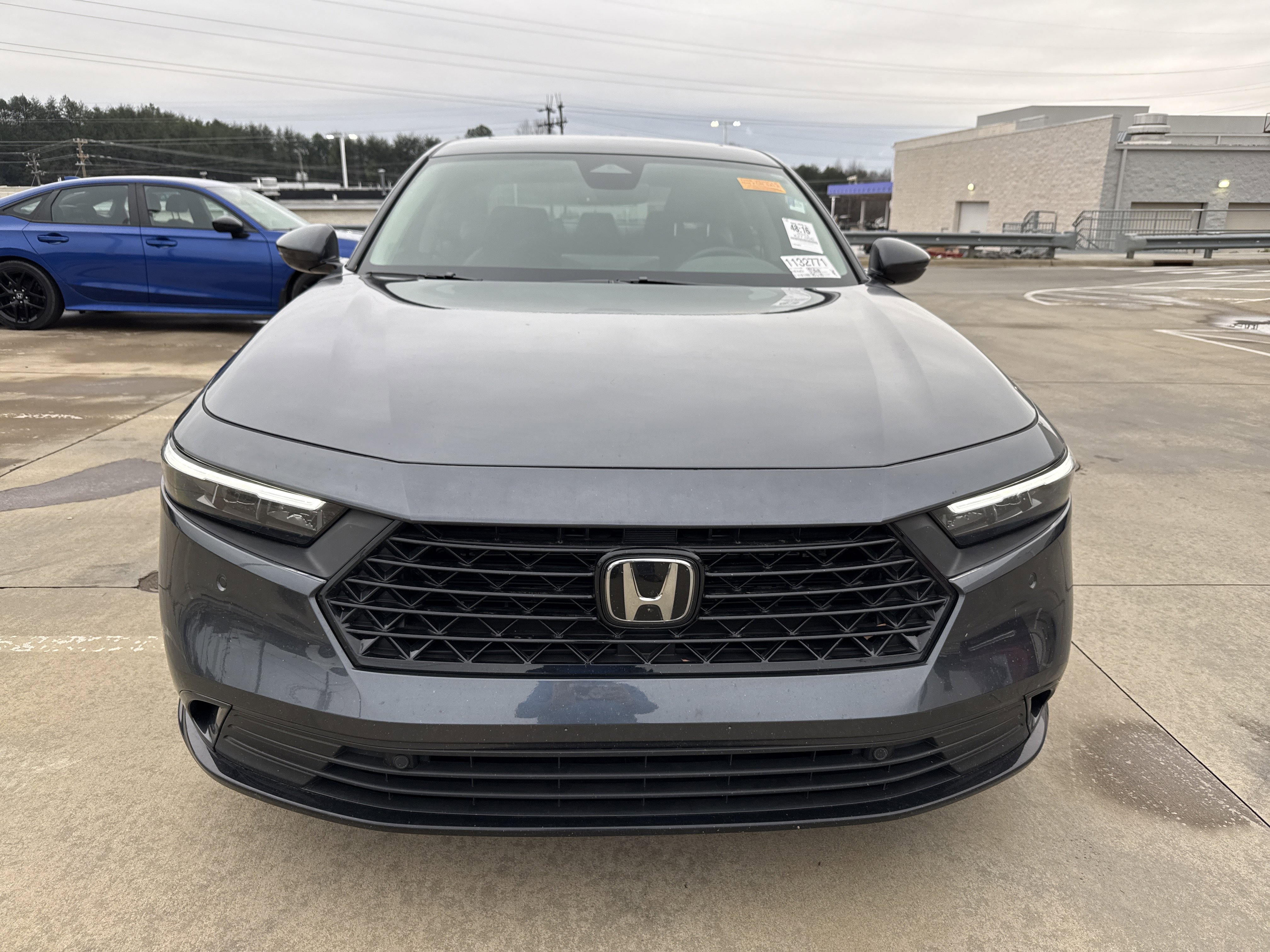 Used 2023 Honda Accord EX-L image 3